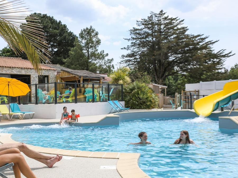 Camping Ushuaïa Villages Le Parc de la Grève - camping L'Aiguillon sur Vie