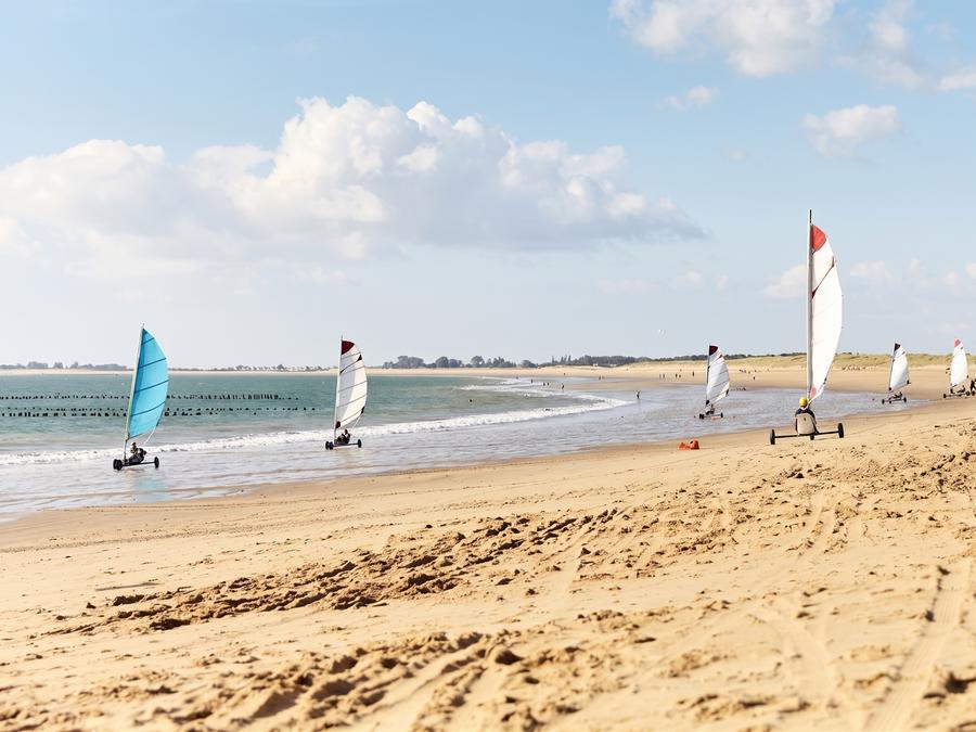 Camping Paradis - Le Grand R, 4* - 34