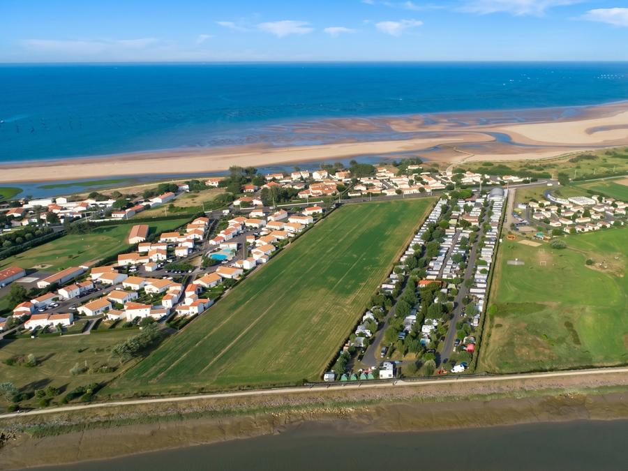 Camping Paradis - Le Grand R, 3*
