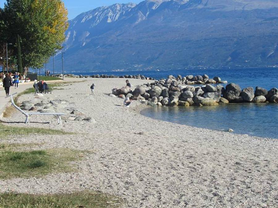 Italie - Région des Lacs (Italie) - Lac de Garde - Villaggio Turistico Maderno, 3*