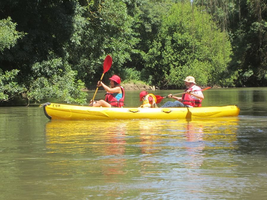 France - Camping Le Lac des Varennes, 3*