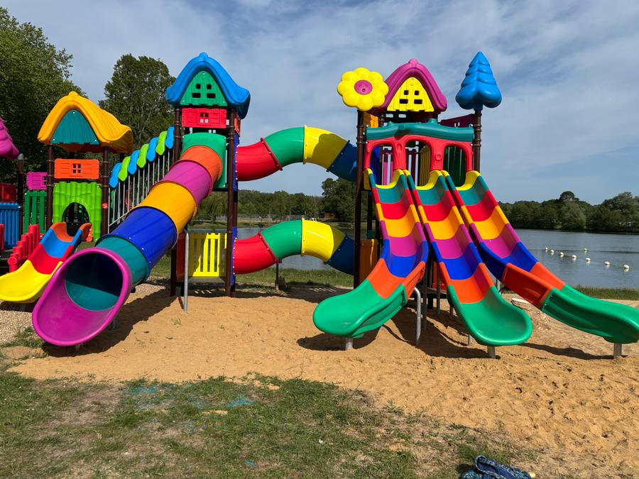 France - Camping Le Lac des Varennes, 3*