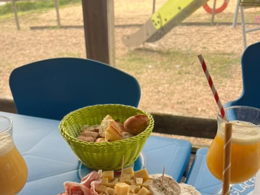 France - Camping Le Lac des Varennes, 3*