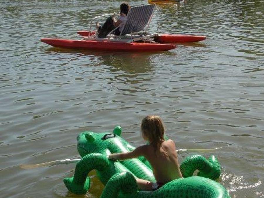 France - Camping Le Lac des Varennes, 3*