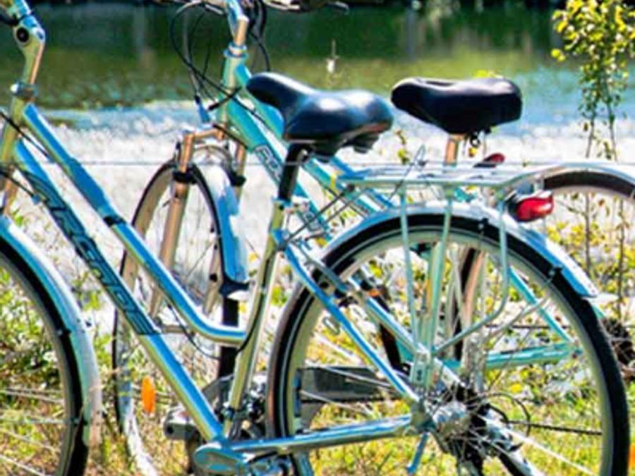 France - Camping Le Lac des Varennes, 3*