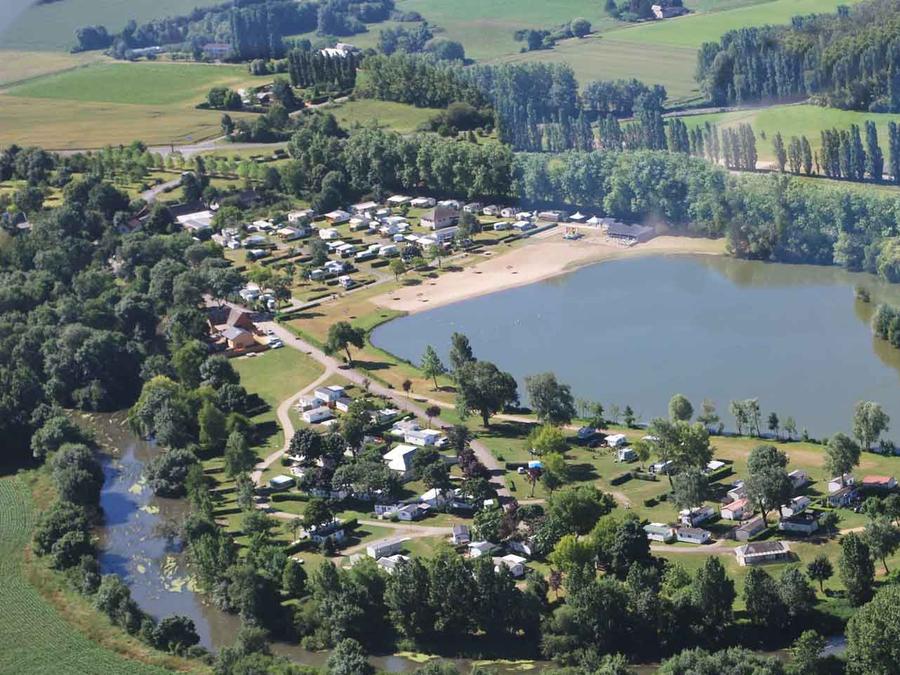 France - Camping Le Lac des Varennes, 3*