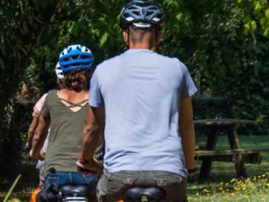 France - Camping Le Lac des Varennes, 3*