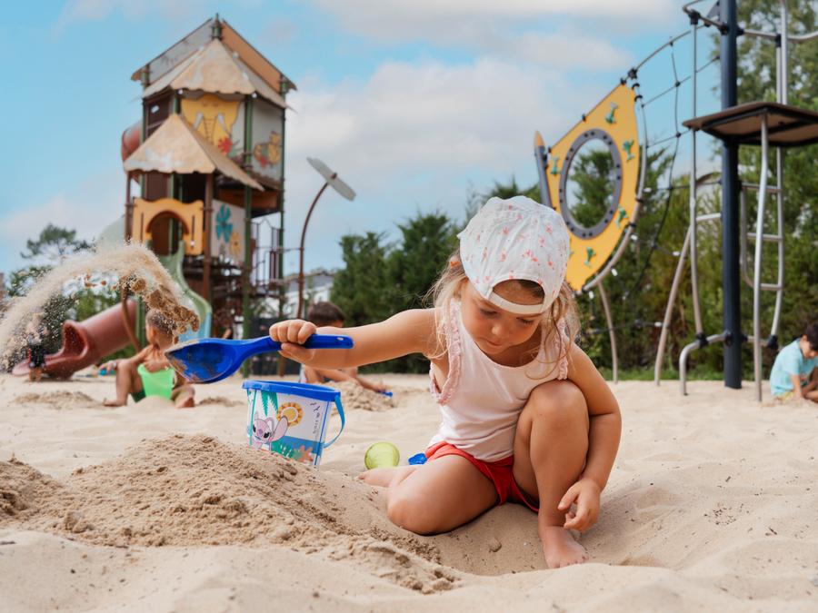 Camping Le Vieux Port, 5* - 28