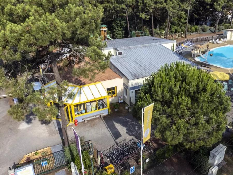 Camping maeva Respire Le Bois de La Gachère, 4* - 45