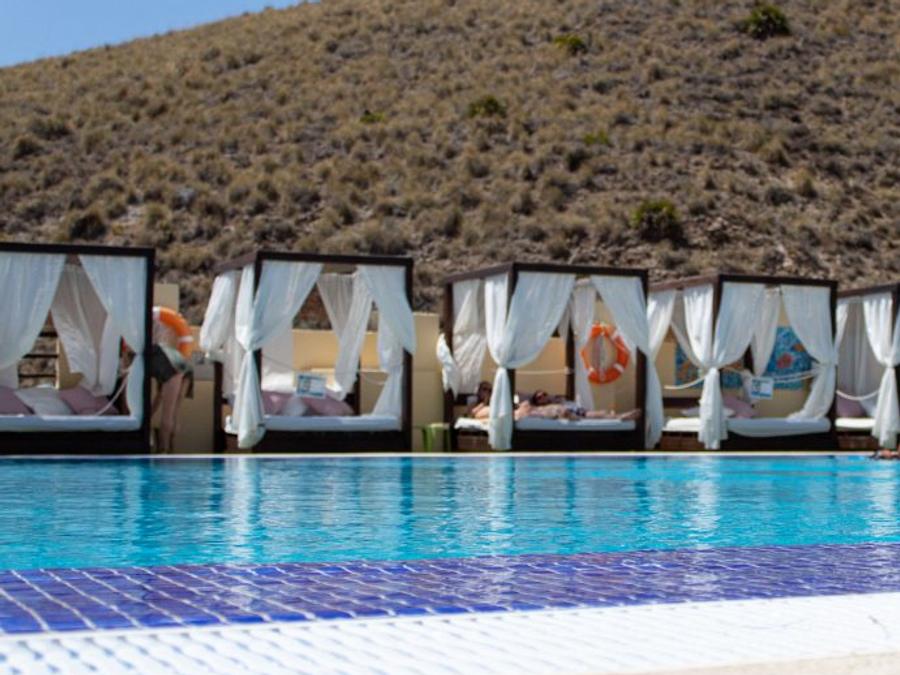 Camping Los Escullos