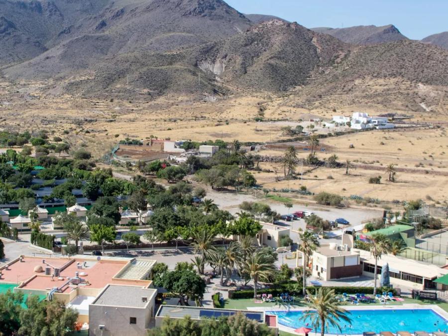 Camping Los Escullos
