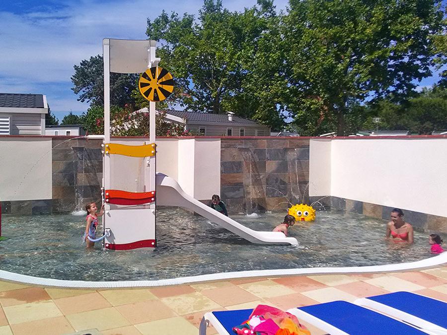 Camping Le Roussillon, 4*