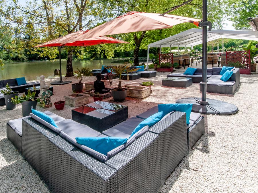 Camping les Etangs de Plessac, 4* - 23