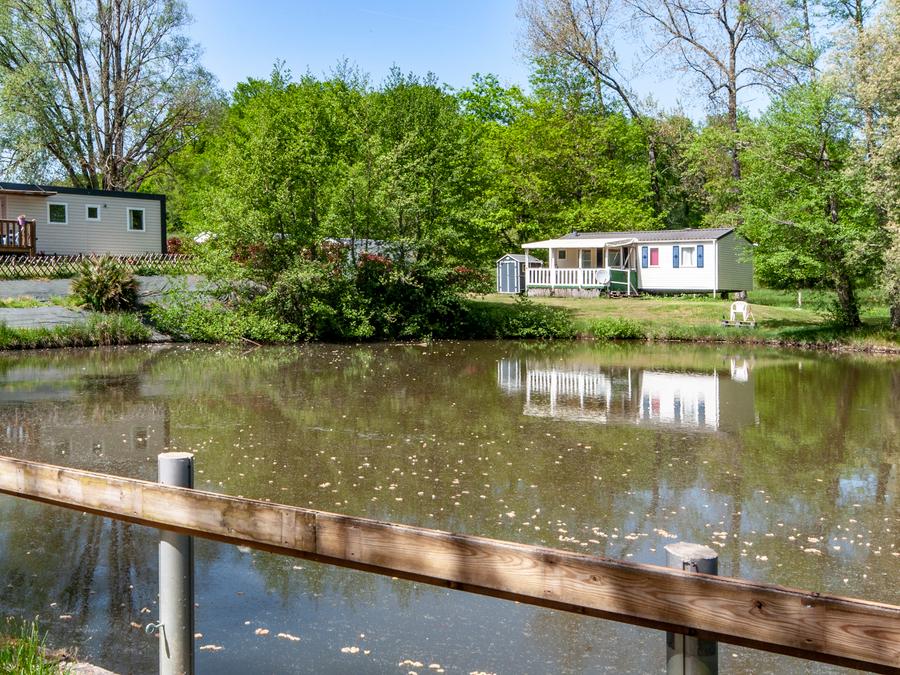 Camping les Etangs de Plessac, 4* - 61