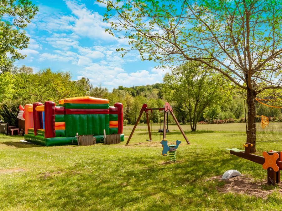 Camping les Etangs de Plessac, 4* - 52