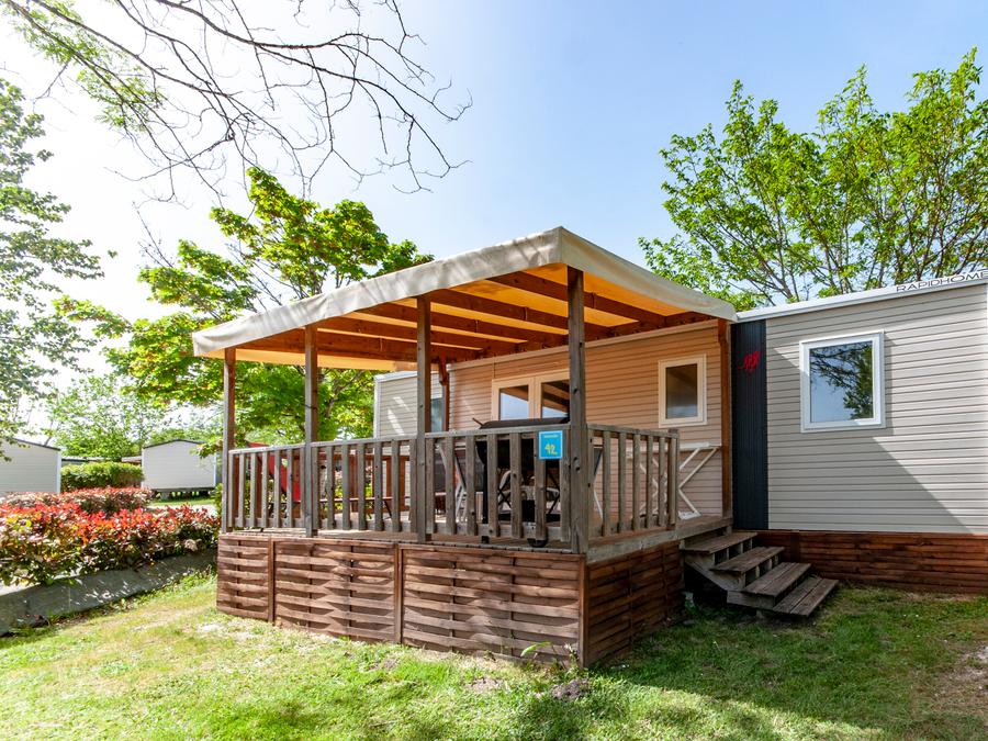 Camping les Etangs de Plessac, 4* - 71