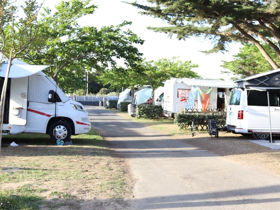 Camping Mahana by La Pège, 4* - 46