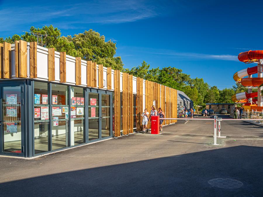 Camping Riez à la vie, 4* - 35