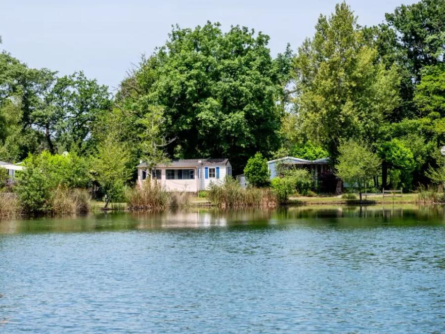 Camping Les Etangs Mina, 3* - 71