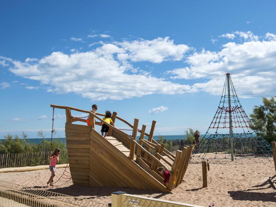 Camping Les Tamaris et Les Portes Du Soleil, 3* - 76