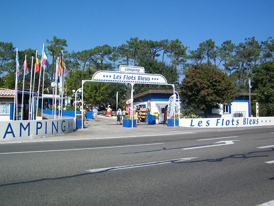 Camping de la Dune "Les Flots Bleus", 3*