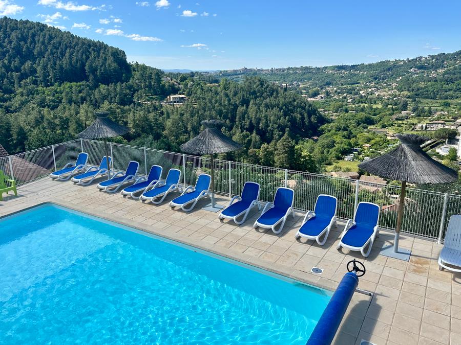 Camping Ushuaïa Villages Les Pins d'Ucel