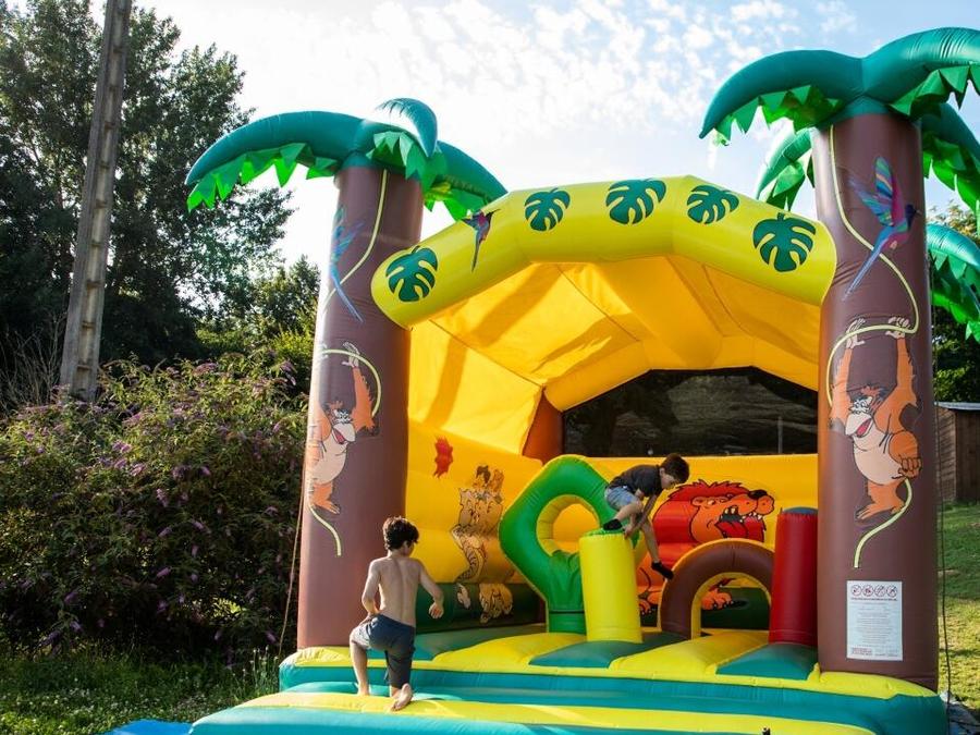France - Camping Brin d'amour, 3*