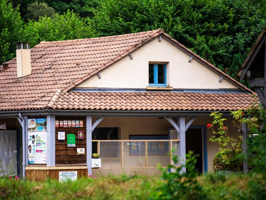 France - Camping le Pont de Mazerat, 4*