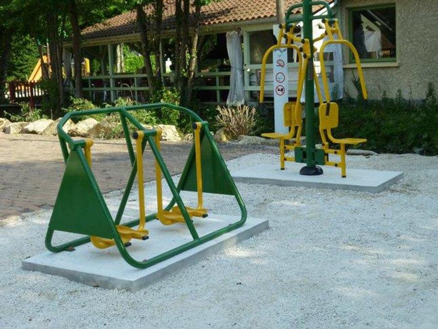 France - Camping le Pont de Mazerat, 4*