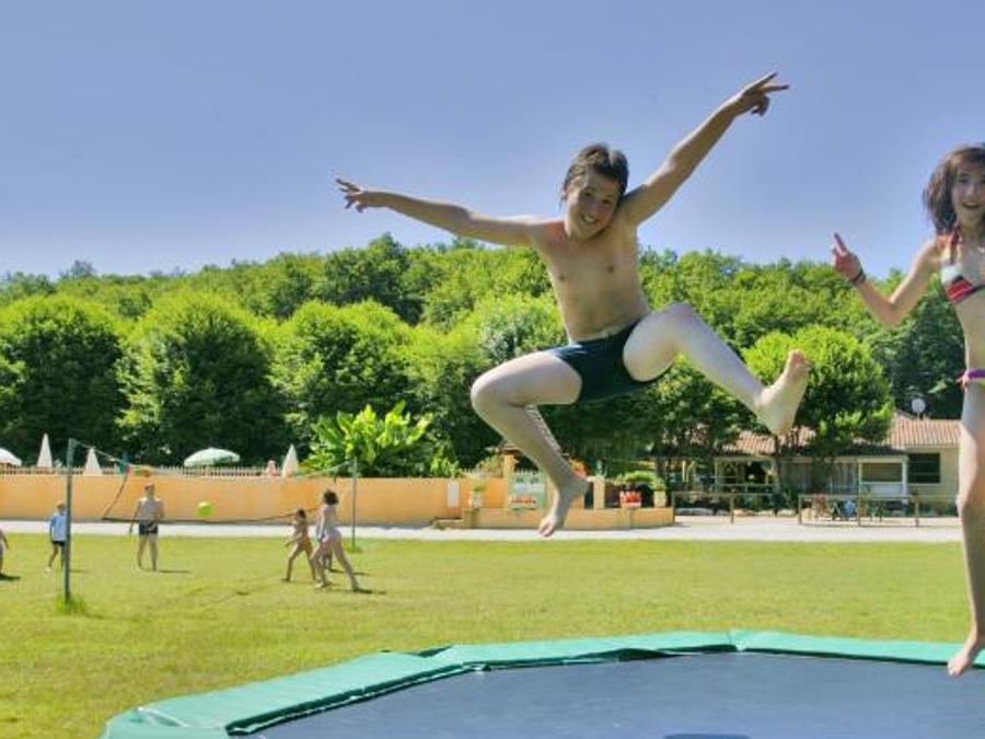 France - Camping le Pont de Mazerat, 4*