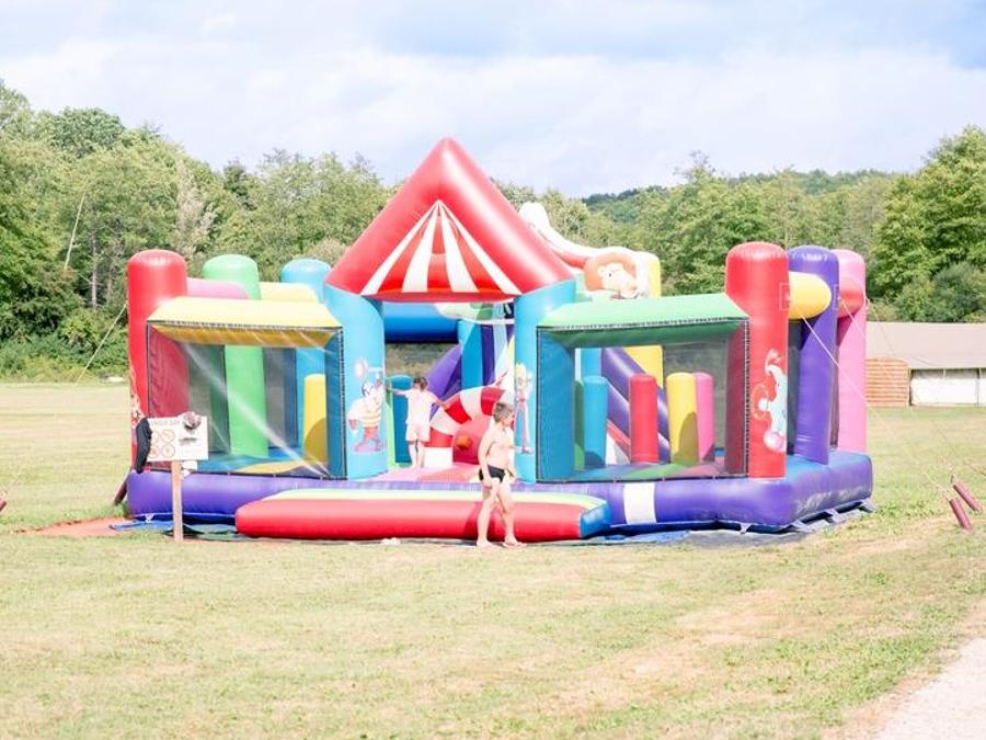 France - Camping le Pont de Mazerat, 4*