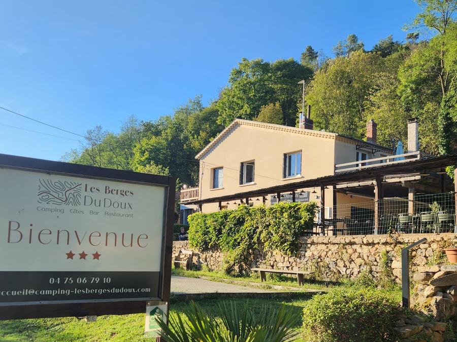 Camping Les Berges du Doux, 3*