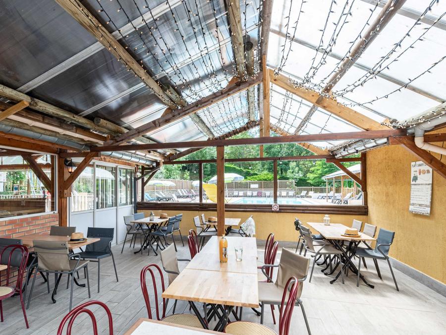 France - Auvergne-Rhône-Alpes (France) - Camping Ushuaia Villages L'Oasis, 5*