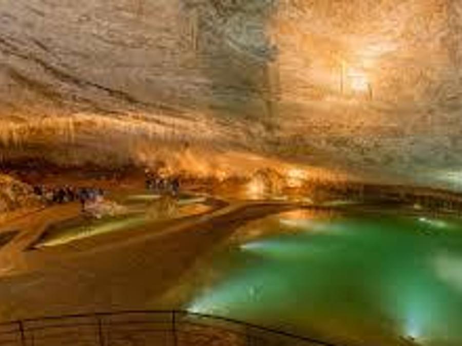 France - Auvergne-Rhône-Alpes (France) - Camping Ushuaia Villages L'Oasis, 5*