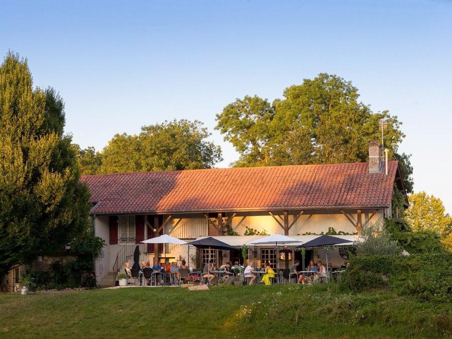 Camping Aux Rives du Soleil, 3*