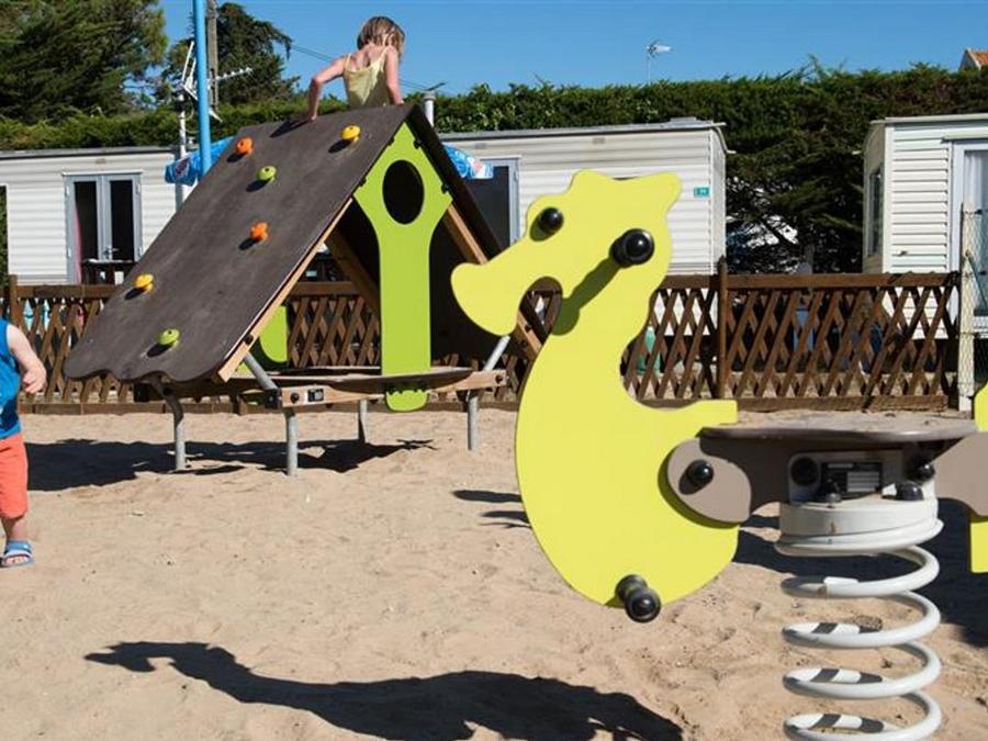 France - Camping Le Petit Bois, 3*