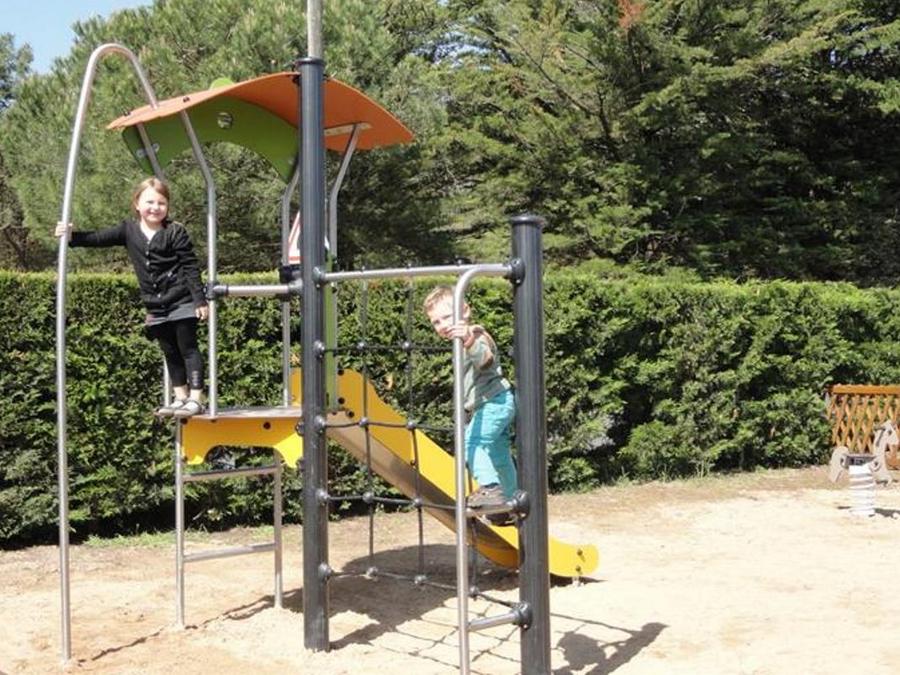 France - Camping Le Petit Bois, 3*