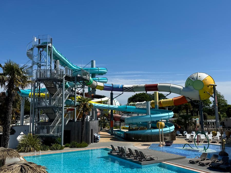 France - Camping Le Château, 5*