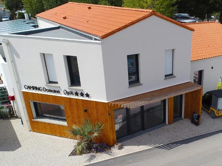 France - Camping Paradis Domaine Oyat, 4*