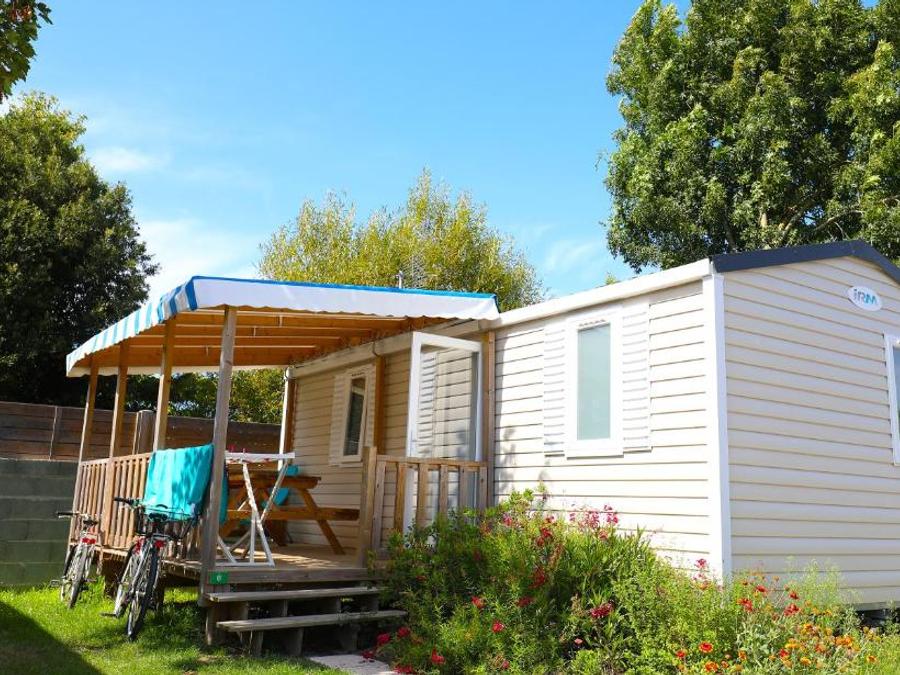 France - Camping Paradis Domaine Oyat, 4*