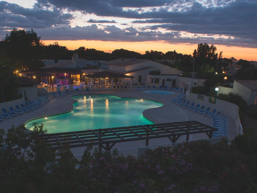 SOWELL RESIDENCES Les Lauriers Roses, 3* - 5