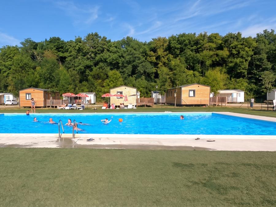 Village des Bons-Hommes au Pré Cathare, 3*