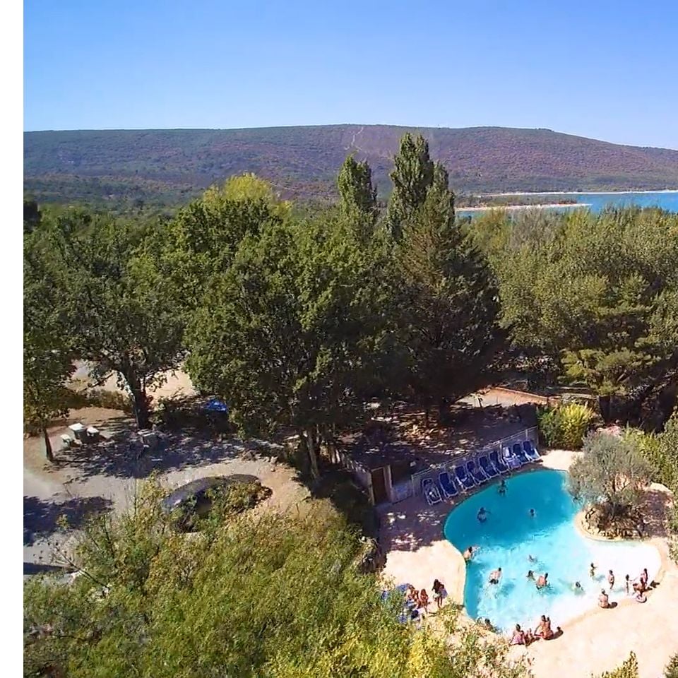 Where is Camping le Domaine de Chanteraine located? - Photo 2