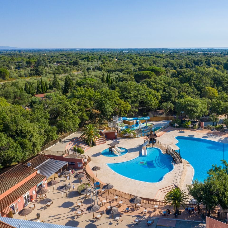 Where is Camping Le Bois Fleuri located? - Photo 3