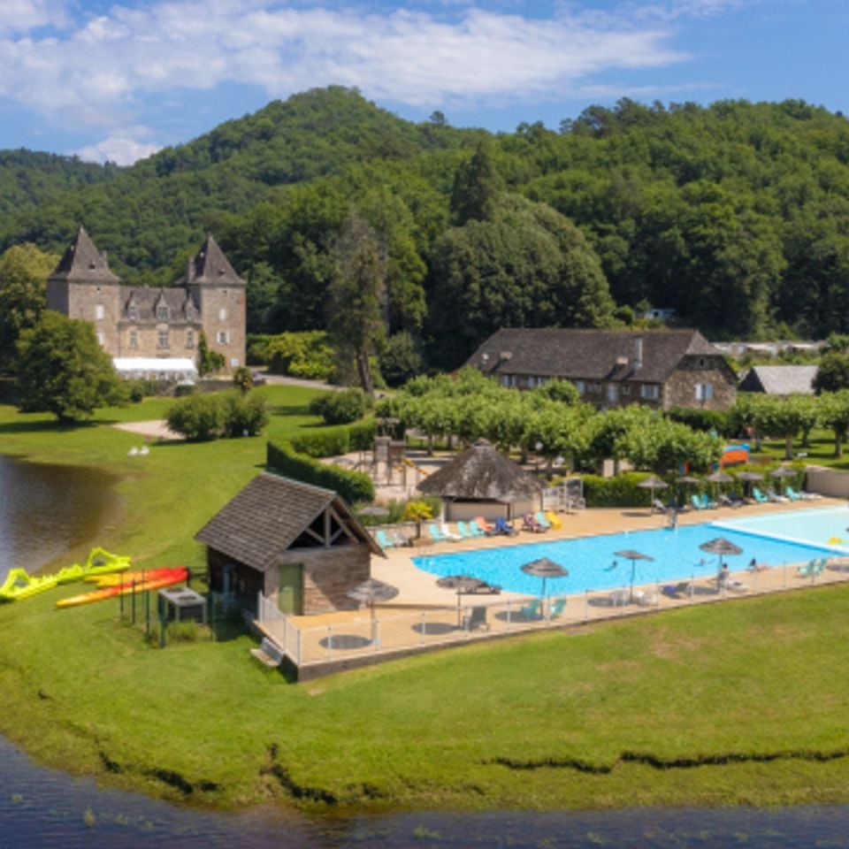 Camping Sea Green Château du Gibanel