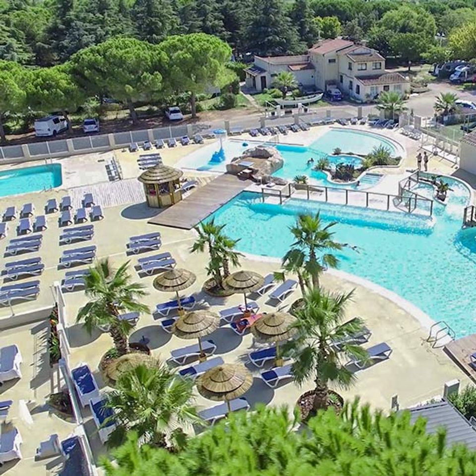 Where is Camping Bon Port located ? photo 4