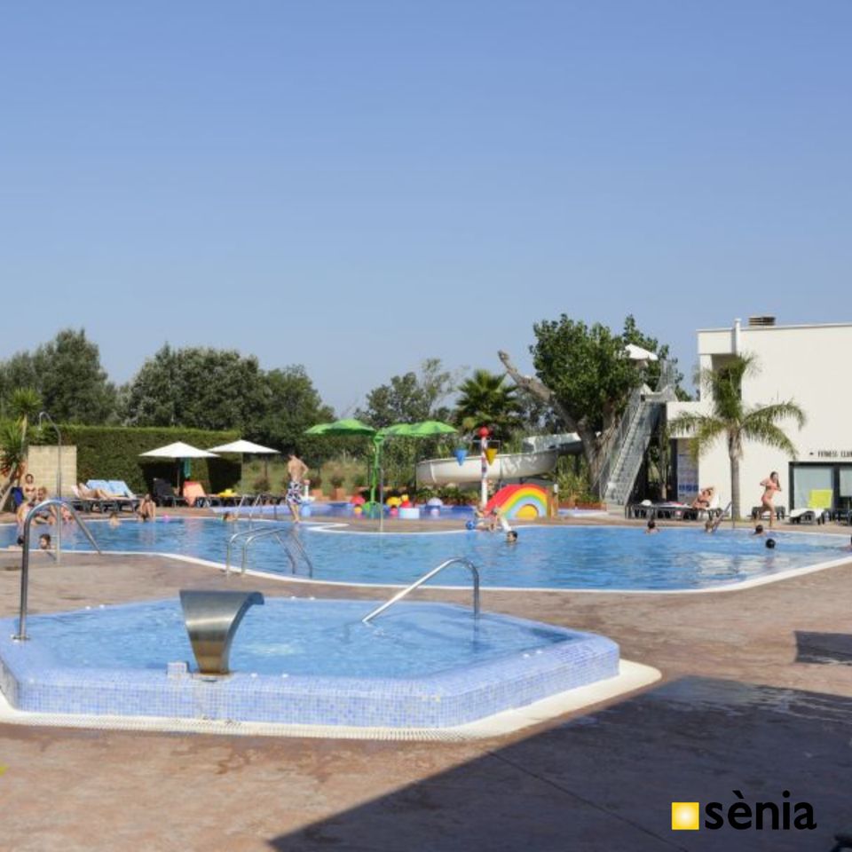 Where is Camping Sènia El Riu located? - Photo 2