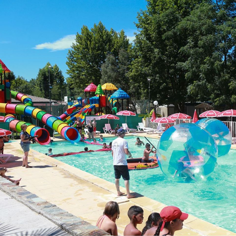 Where is Camping Le Bel été d'Anduze located? - Photo 3
