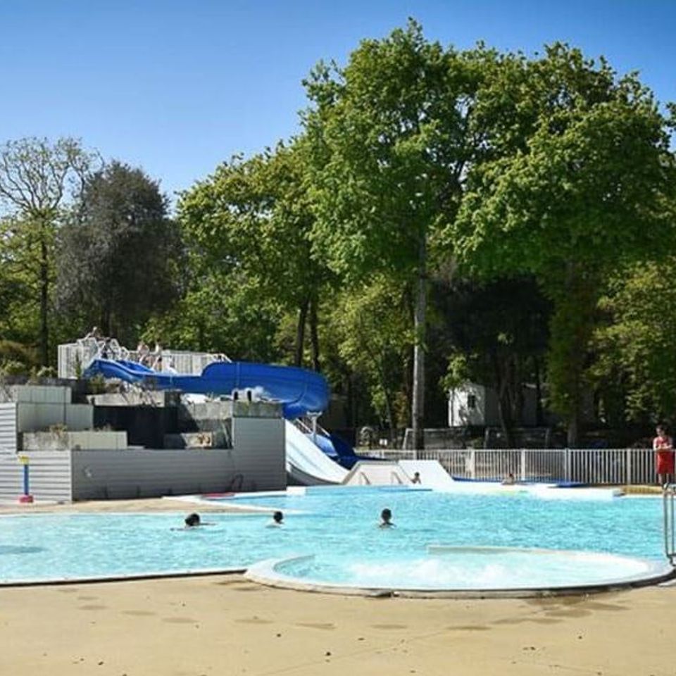 Tour Opérateur et particuliers sur camping Les Pierres Couchées Fun pass non inclus - Photo 2