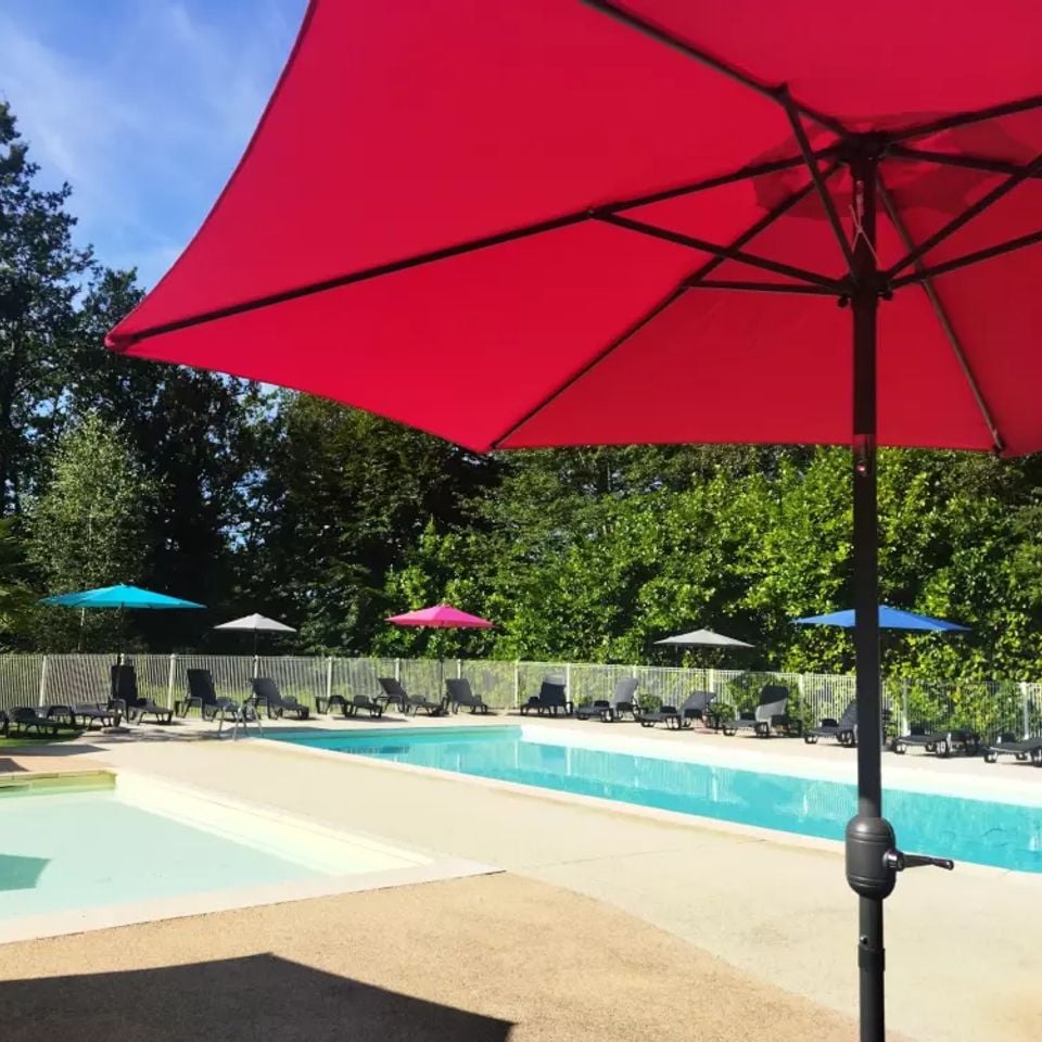 Where is Camping les Rives du Lac Cantalès located? - Photo 3